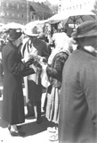 jelačić-plac-prodaja-cvijeća-1930..jpg